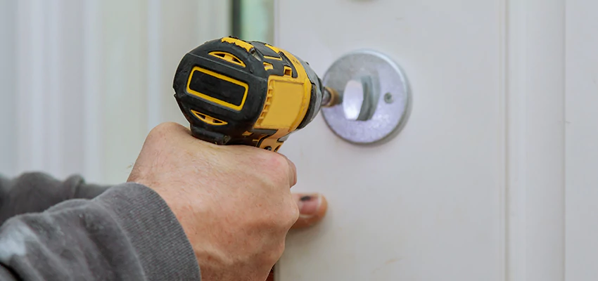 Street Locksmith For Smart Lock Repair in Chicago Heights, IL